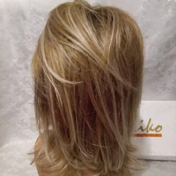 Noriko Claire Synthetic Wig Nutmeg-F - Picture 4 of 14